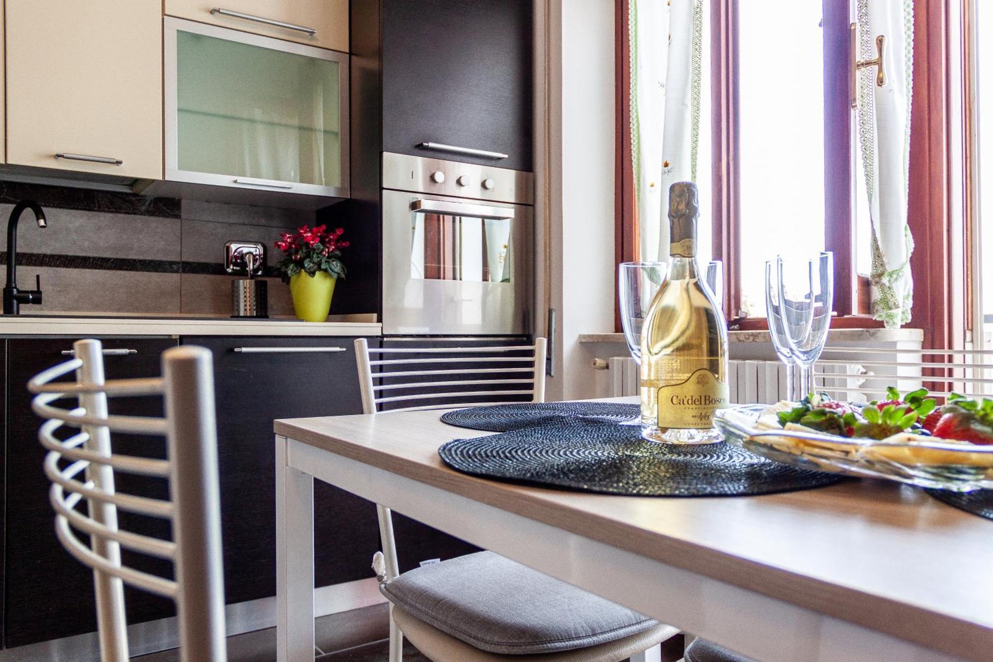 A Casa Di Marco Guesthouse - Apt Di Ciampino E Stazione Per Roma Marino Ngoại thất bức ảnh